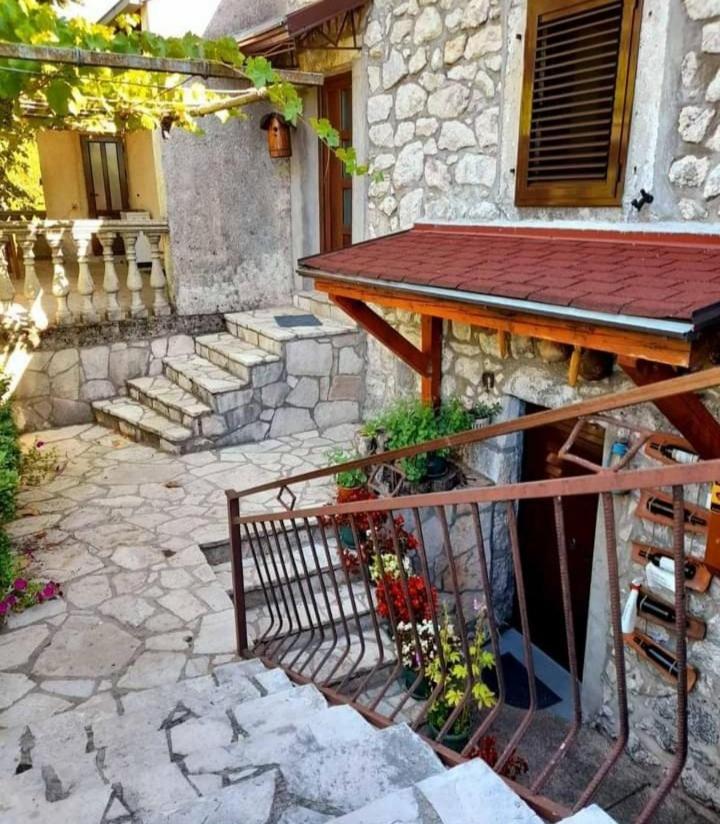Aleksa ξενώνας Τσέτινιε Εξωτερικό φωτογραφία