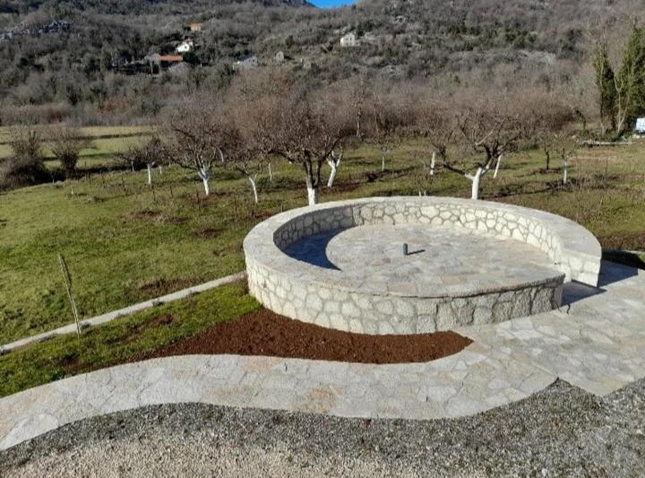 Aleksa ξενώνας Τσέτινιε Εξωτερικό φωτογραφία